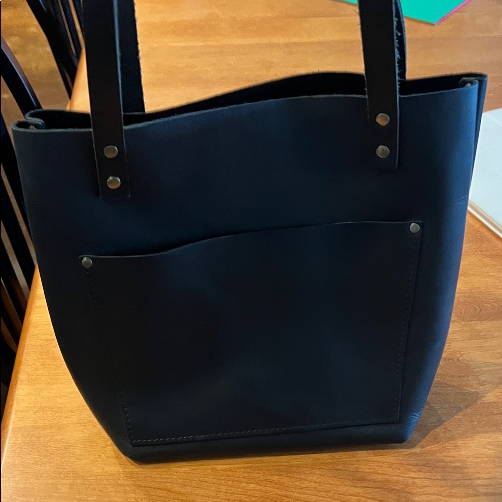 Chic Black Leather Tote Bag